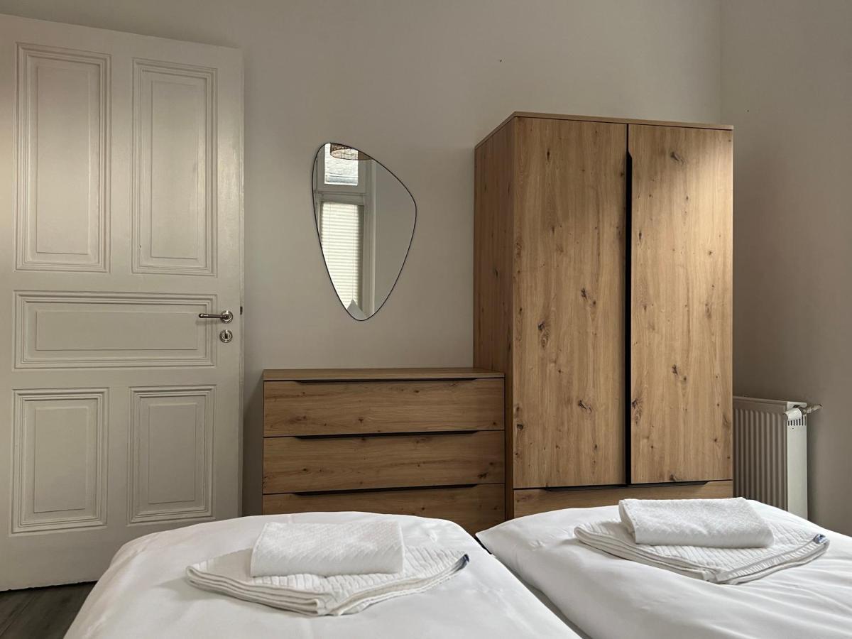 Апартаменты Direkter Moselblick I Altbau I 4 Personen I Terrasse Санкт-Альдегунд Экстерьер фото