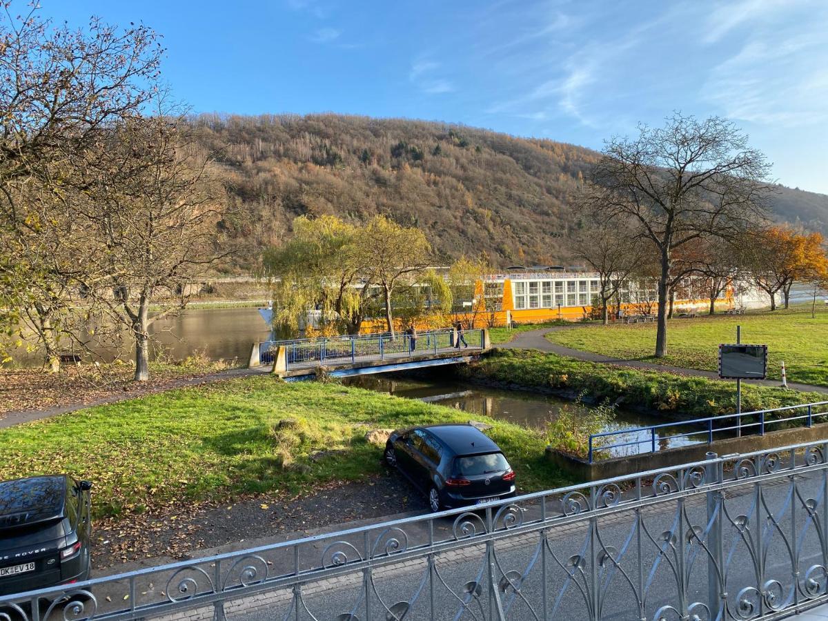 Апартаменты Direkter Moselblick I Altbau I 4 Personen I Terrasse Санкт-Альдегунд Экстерьер фото