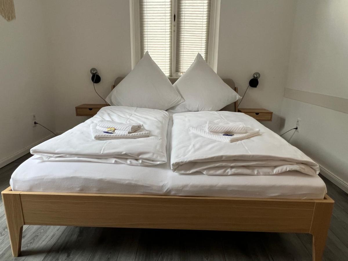 Апартаменты Direkter Moselblick I Altbau I 4 Personen I Terrasse Санкт-Альдегунд Экстерьер фото