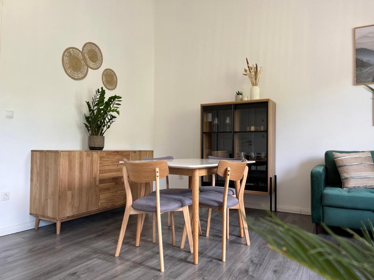 Апартаменты Direkter Moselblick I Altbau I 4 Personen I Terrasse Санкт-Альдегунд Экстерьер фото
